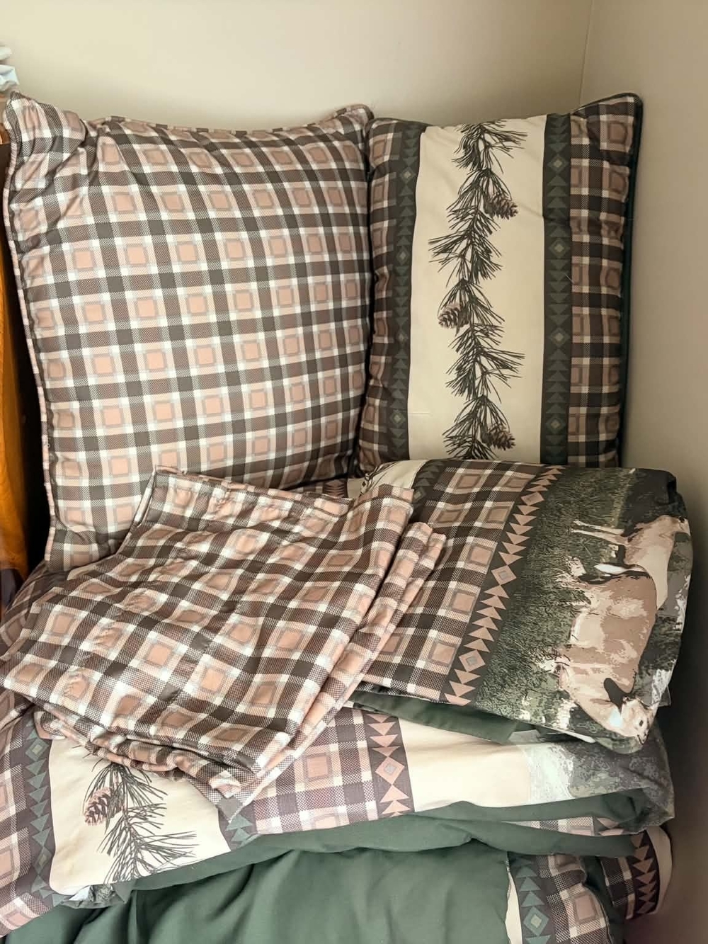 8 Piece Comforter Set in Brown and Green